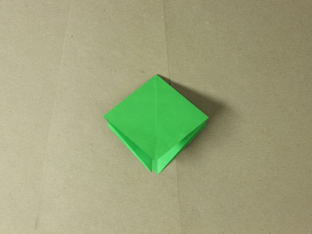 origami kuusk
