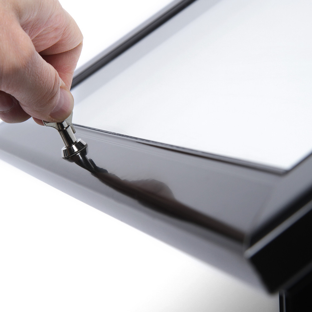 Lukustatav menüüstend - must, 2xA4 menüüstend must